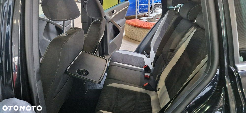 Volkswagen Tiguan - 21