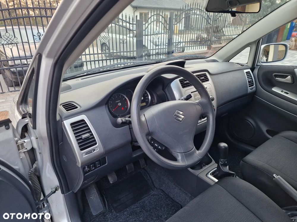 Suzuki Liana Kombi 1.6 Comfort - 20