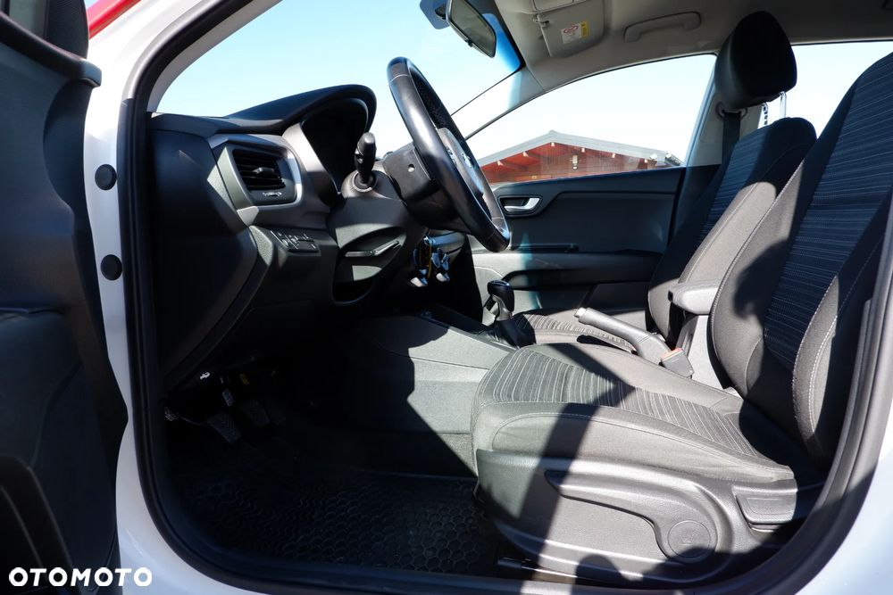 Kia Stonic 1.4 L - 25