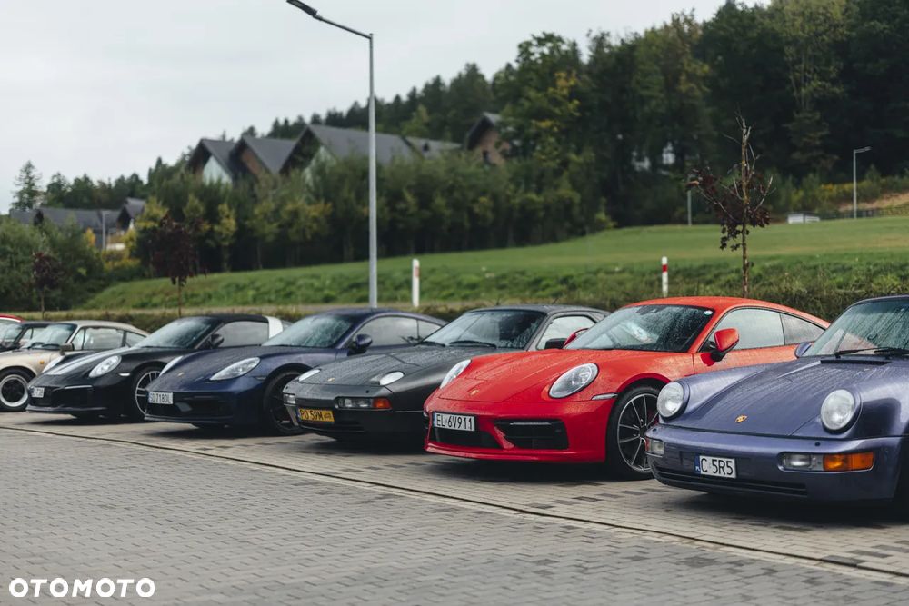 Porsche 911 Carrera S - 9