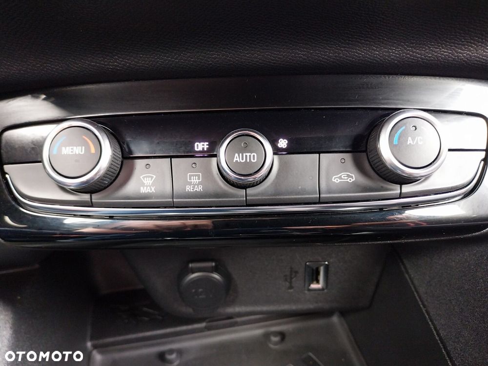 Opel Corsa 1.2 GS Line Plus Pack S&S - 30