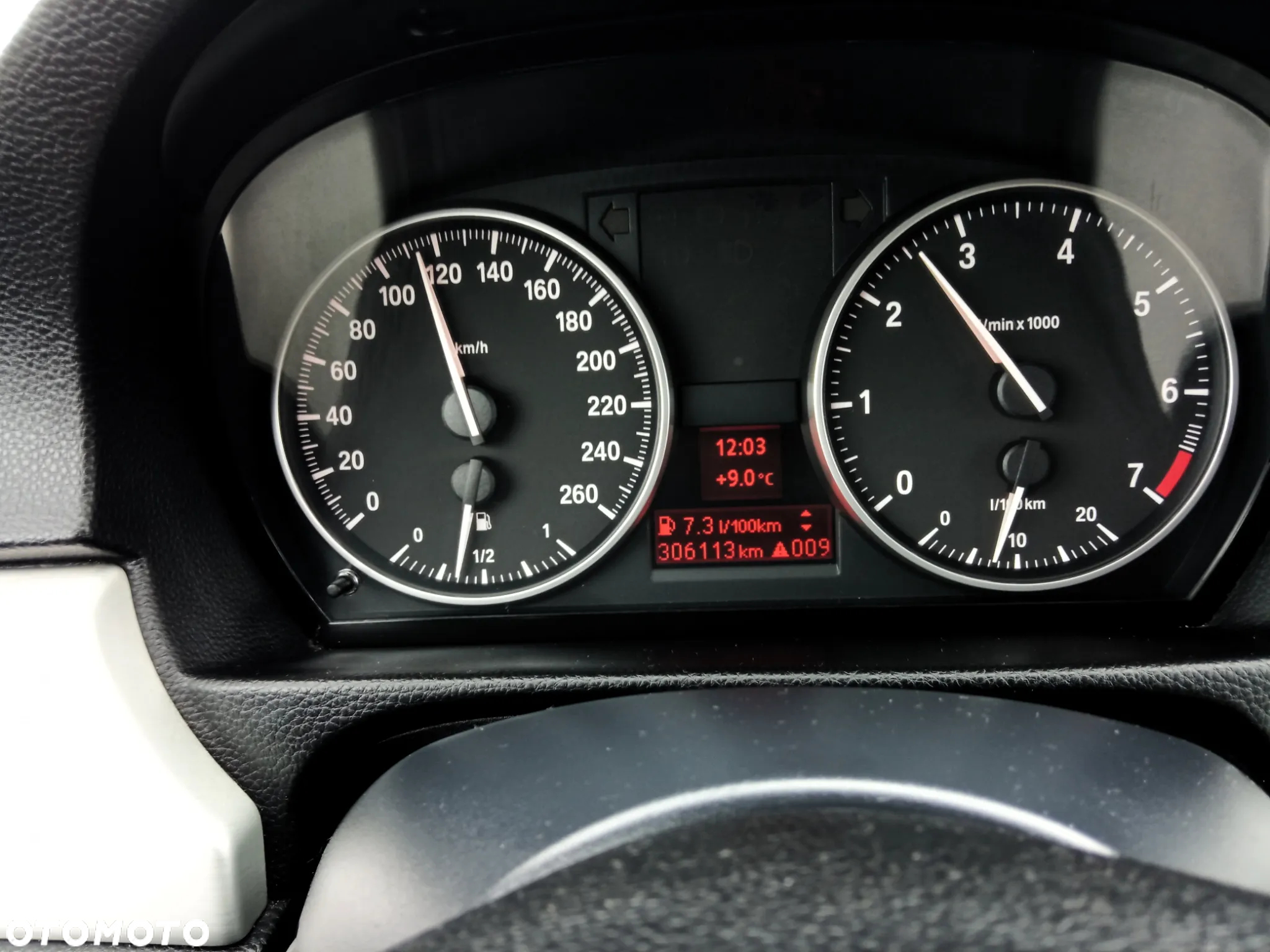 BMW Seria 3 318i Touring Edition Exclusive - 12