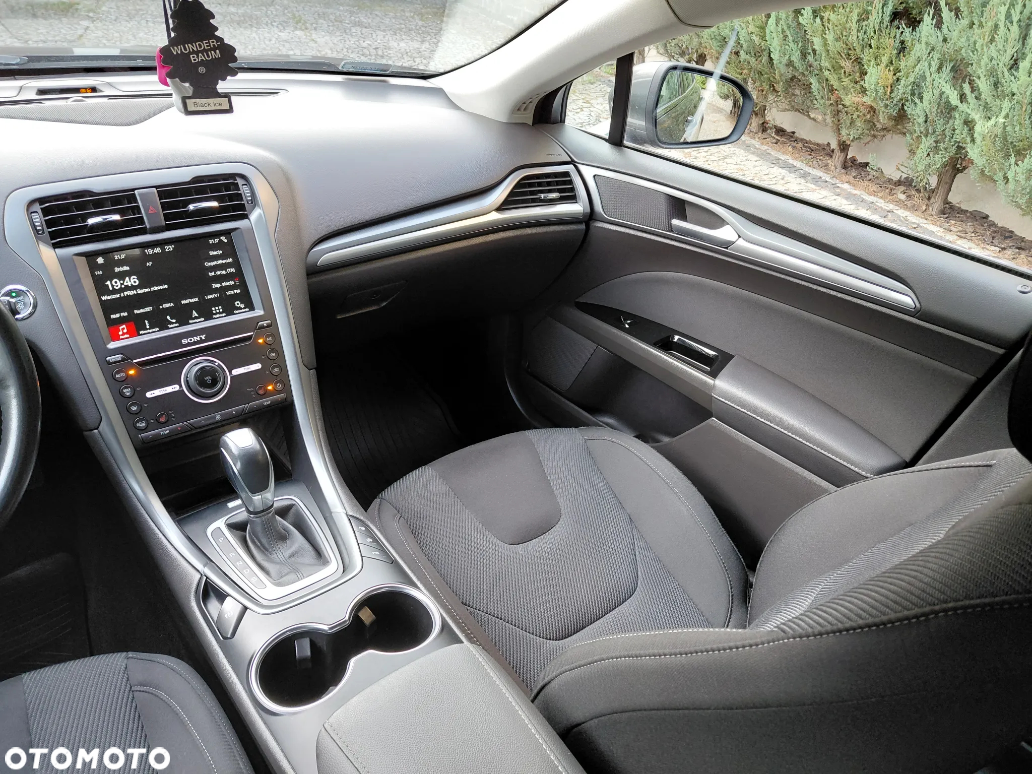 Ford Mondeo 2.0 TDCi Bi-Turbo Titanium PowerShift - 25