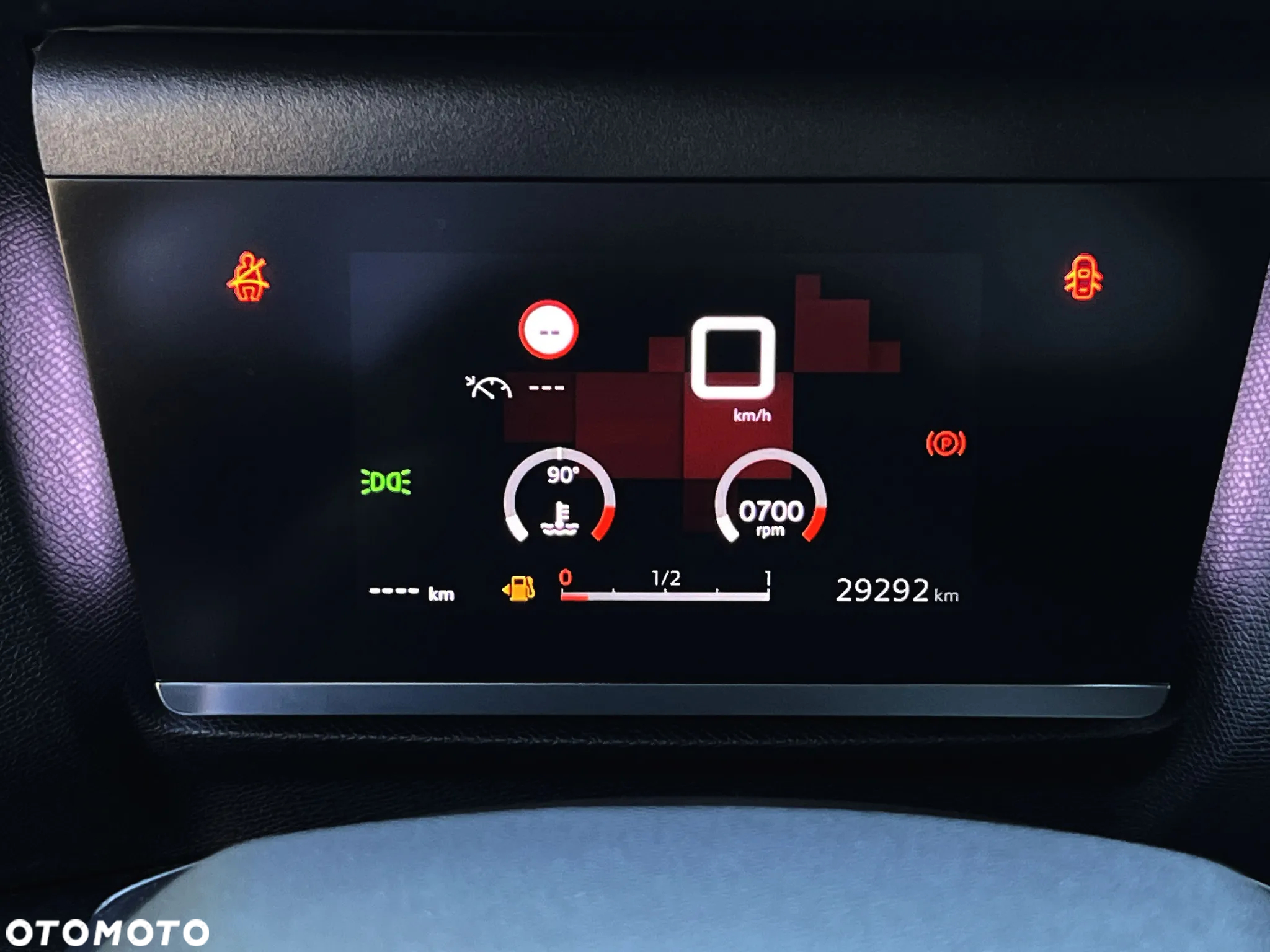 Citroën C4 PureTech 100 Stop&Start FEEL - 33