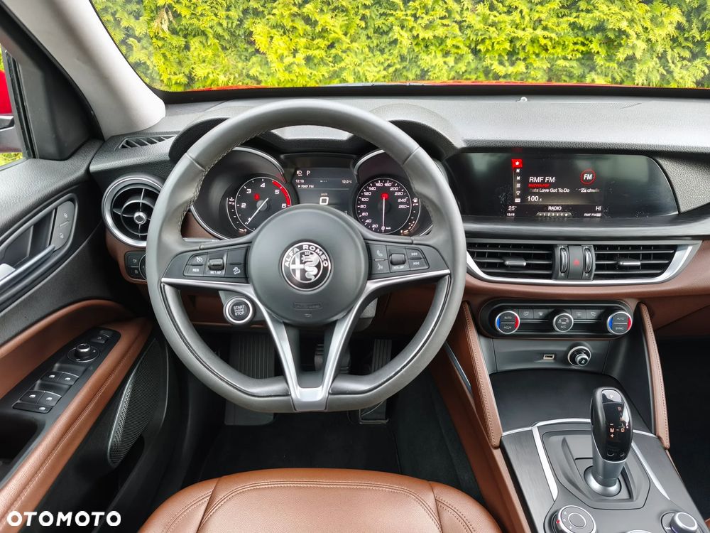 Alfa Romeo Stelvio - 20