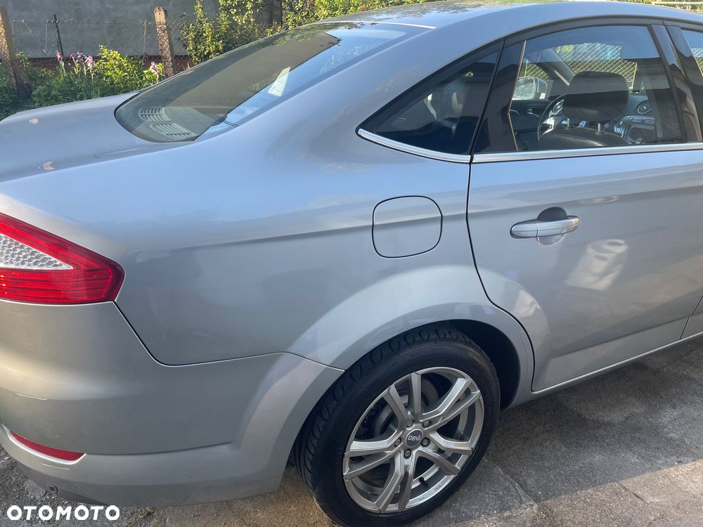 Ford Mondeo - 11
