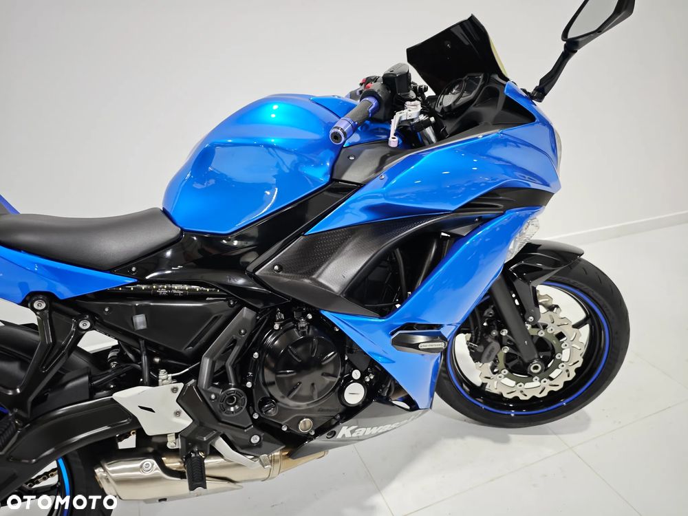 Kawasaki Ninja - 11