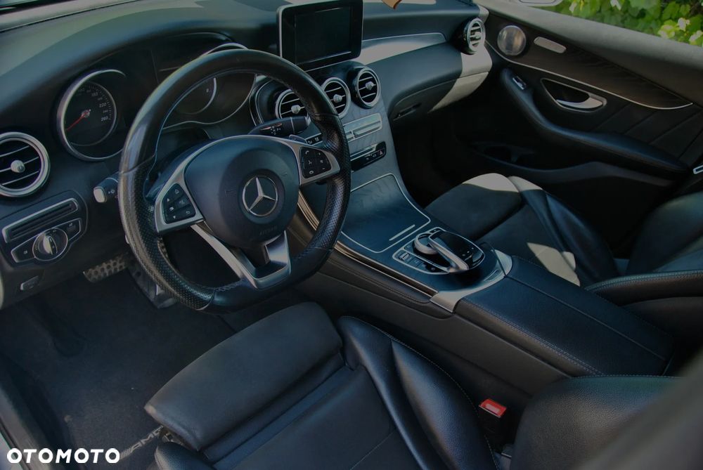 Mercedes-Benz GLC - 21