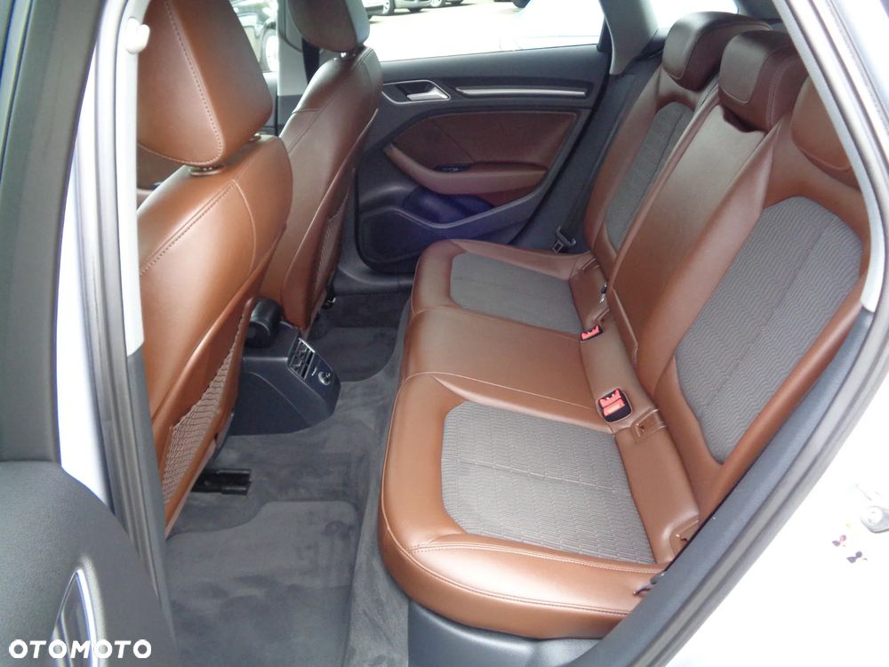 Audi A3 Sportback - 14