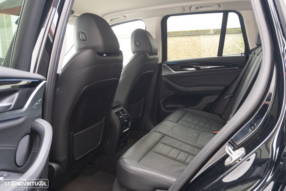 BMW X3 30 e xDrive xLine - 28