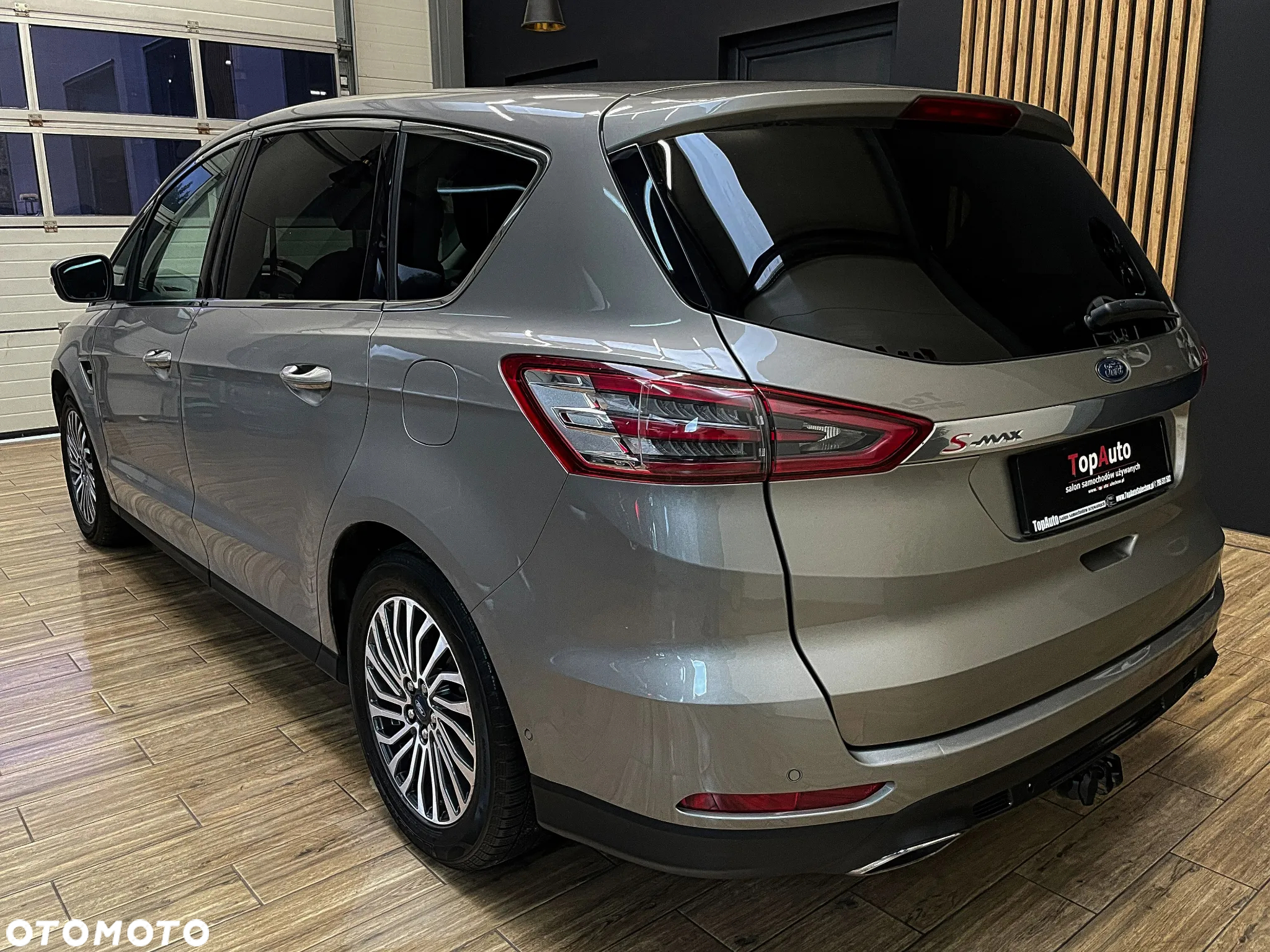 Ford S-Max 2.0 EcoBoost Titanium - 10