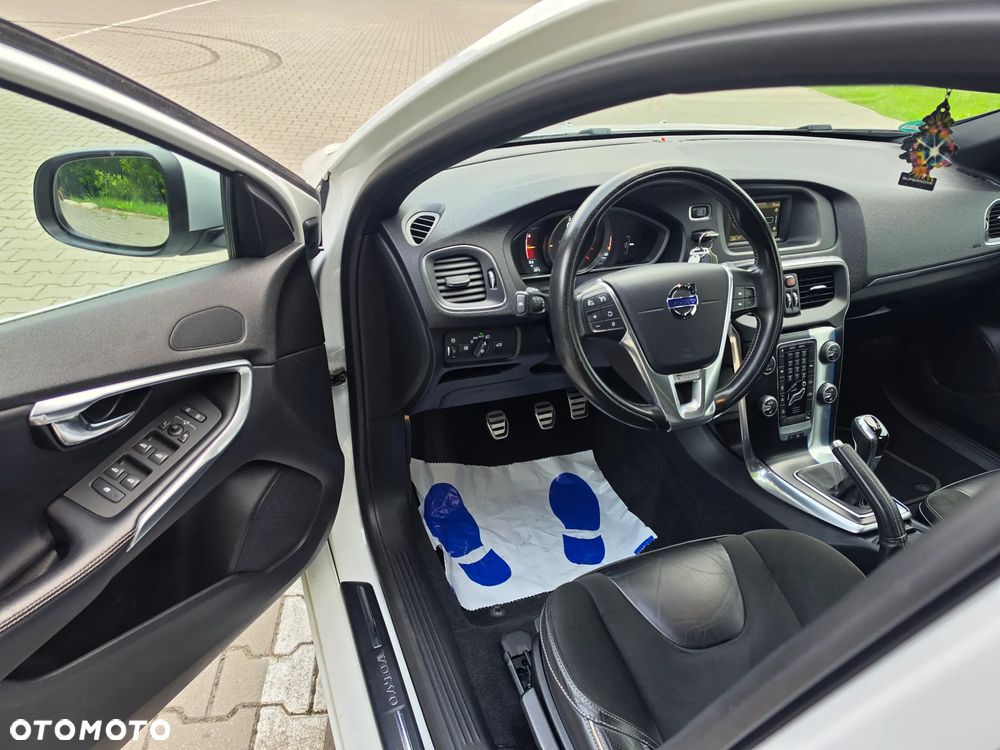 Volvo V40 D4 RDesign - 6