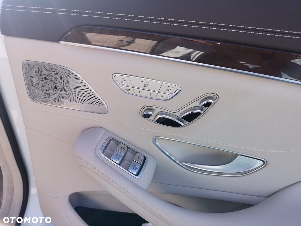 Mercedes-Benz Klasa S 500 4-Matic L 9G-TRONIC - 31