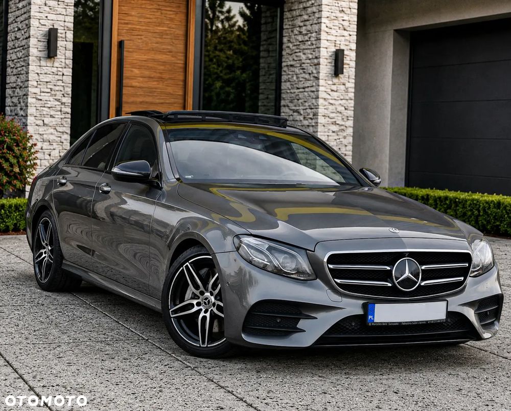Mercedes-Benz Klasa E 350 D 4Matic 9G-TRONIC AMG Line - 1