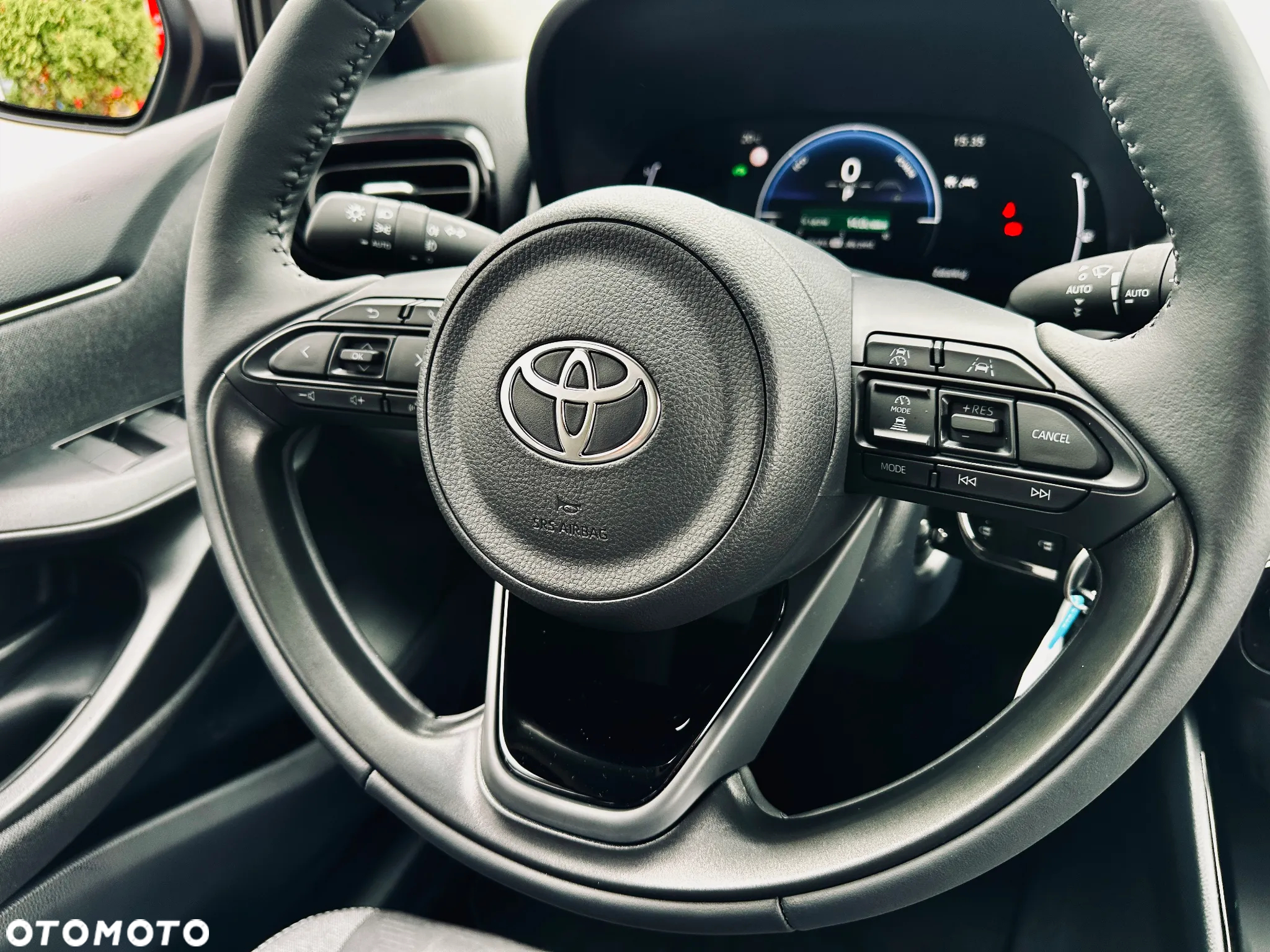 Toyota Yaris Hybrid 1.5 Style - 20
