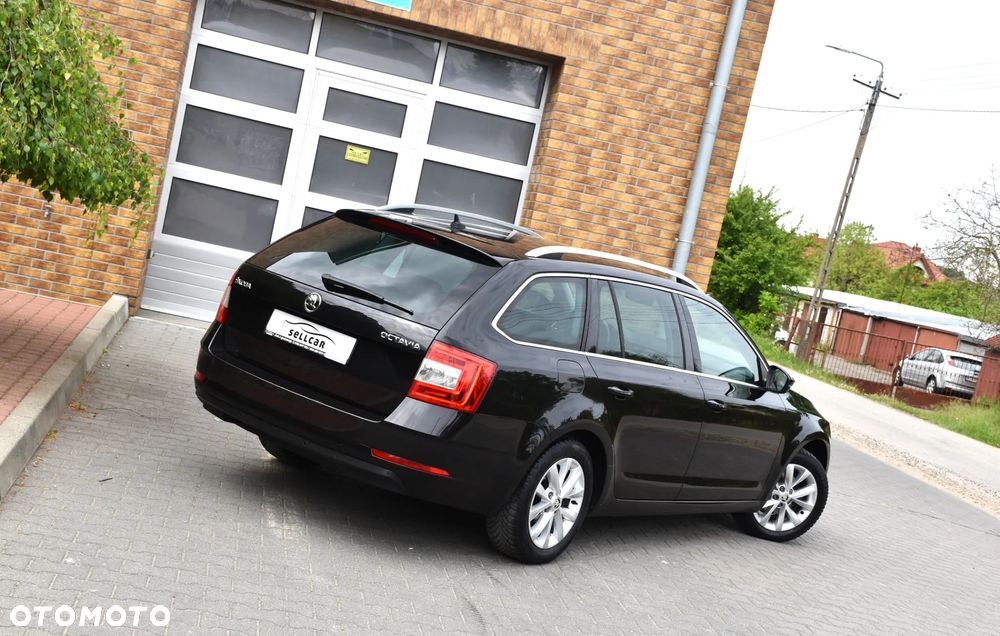 Skoda Octavia 1.6 TDI Sport Edition - 4