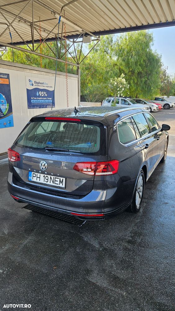 Volkswagen Passat 2.0 TDI DSG Advance - 3