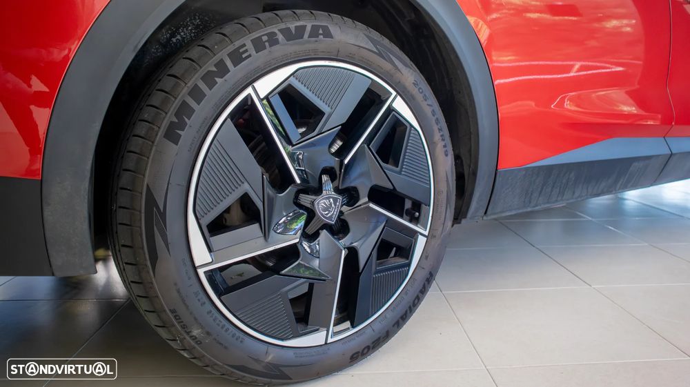 Peugeot 408 Plug-In Hybrid 180 e-EAT8 GT - 11