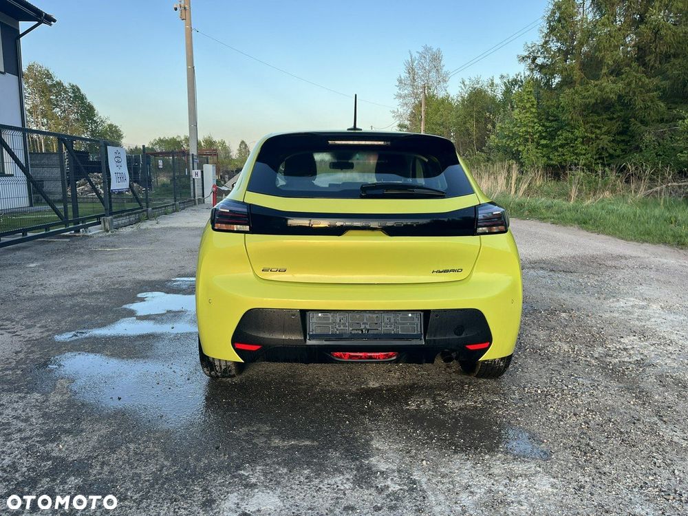 Peugeot 208 - 4