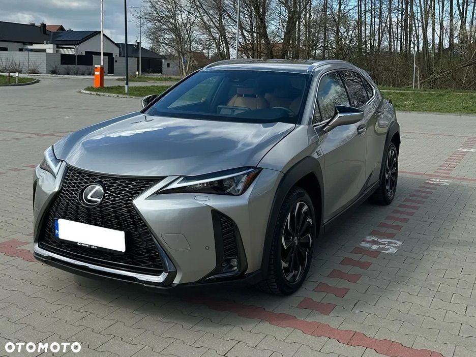 Lexus UX - 1
