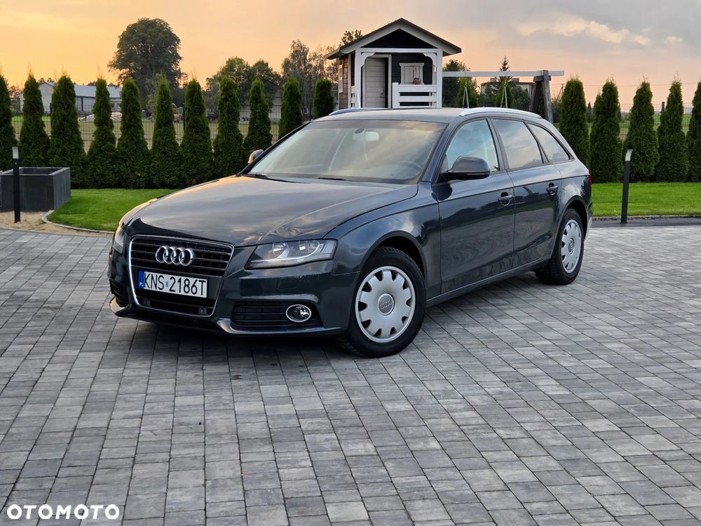 Audi A4 - 1