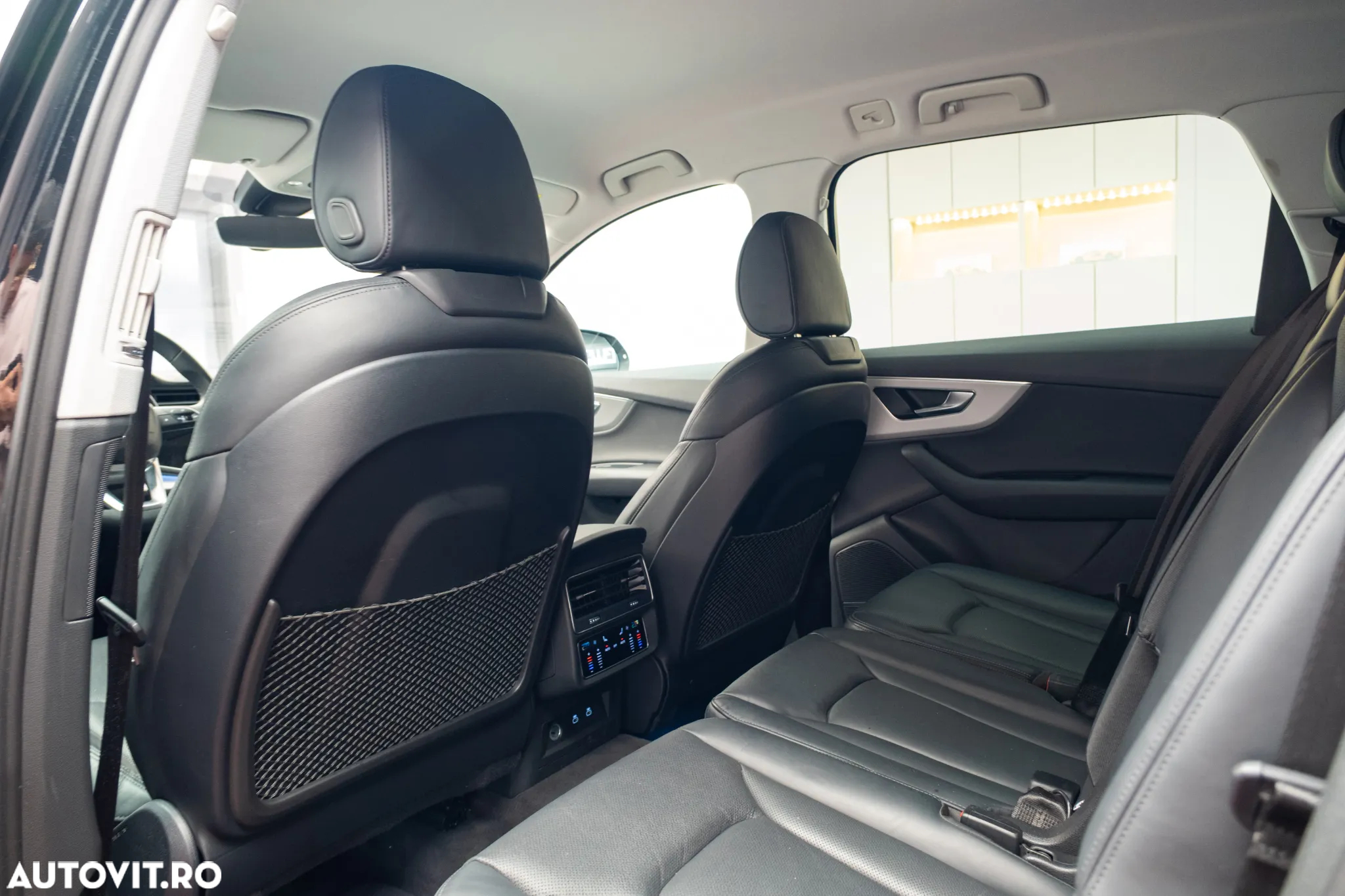 Audi Q7 50 TDI quattro Tiptronic S line - 27