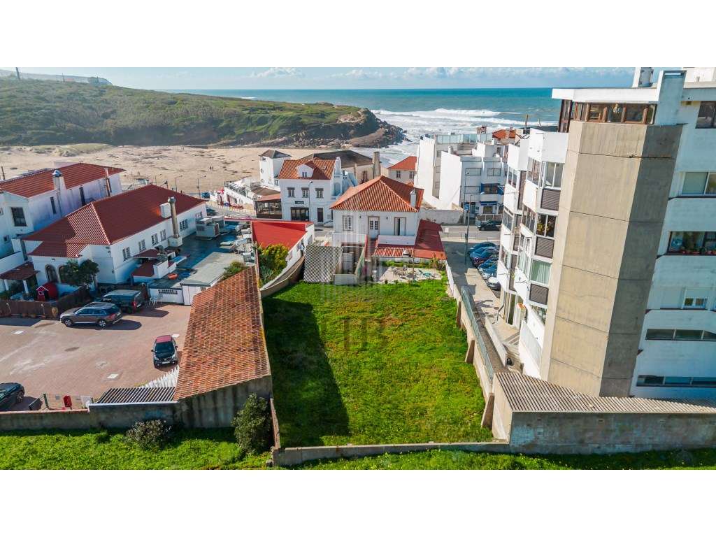 Moradia T3 com Espaço Comercial | Praia das Macas - Grande imagem: 3/26