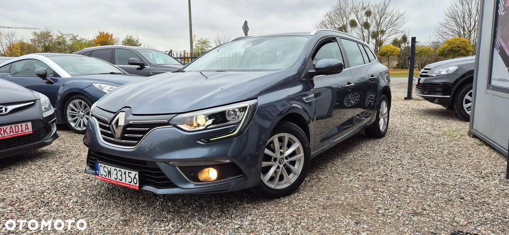 Renault Megane ver-1-5-dci-bose - 17