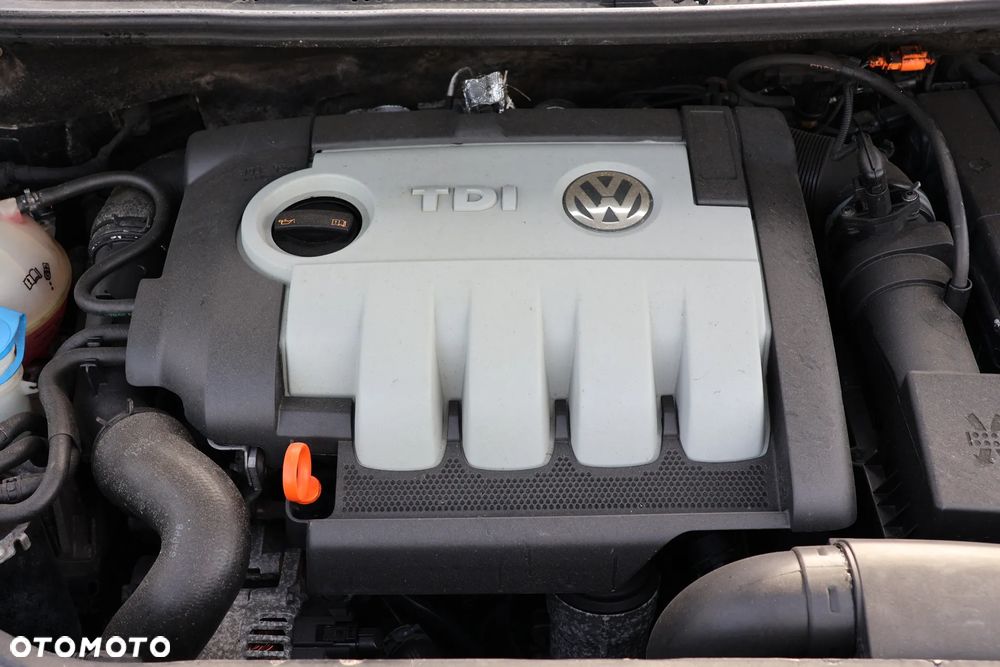 Volkswagen Golf Plus 2.0 TDI United - 17
