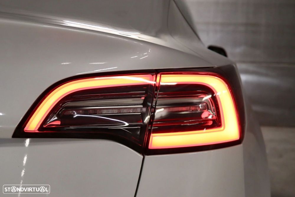 Tesla Model 3 Standard RWD Plus - 3