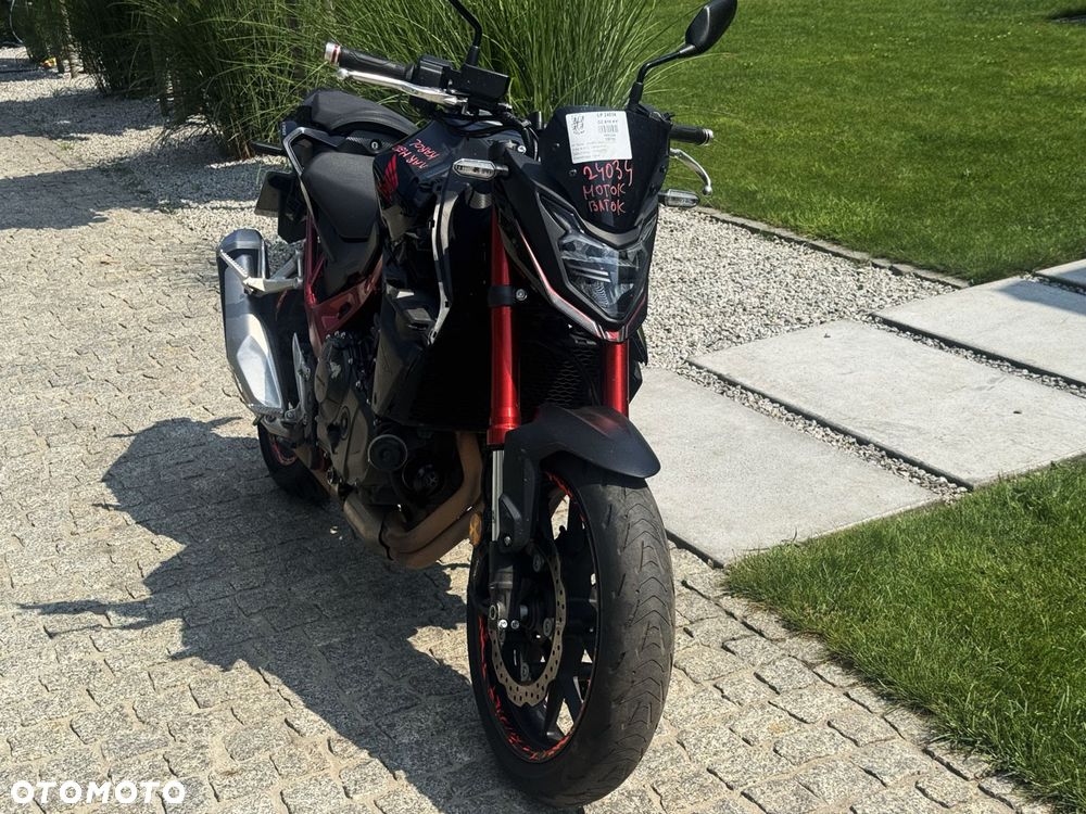 Honda Hornet - 24