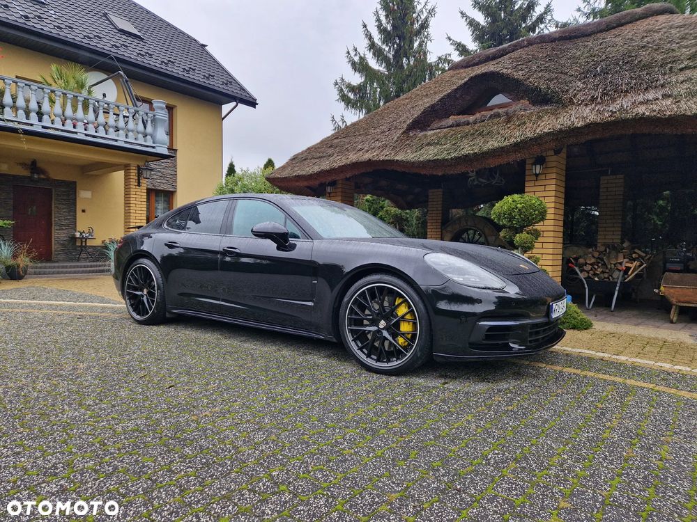 Porsche Panamera 4S - 13