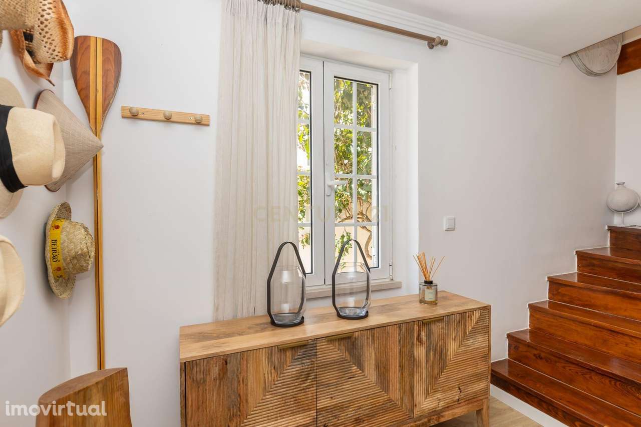 Moradia T2, com anexo (T1), na Costa da Caparica, totalmente remodelad - Grande imagem: 3/46