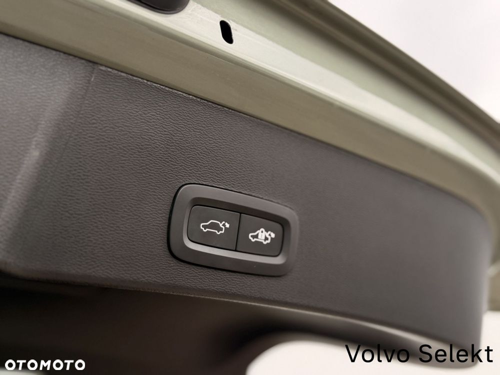 Volvo XC 40 - 22