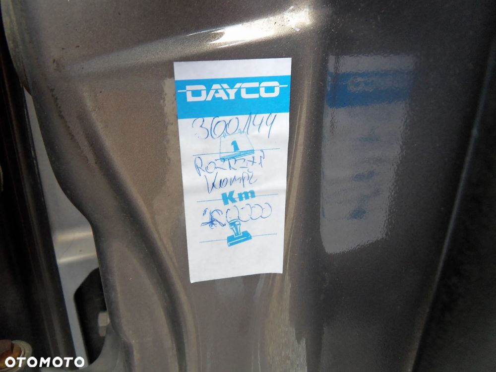 Ford Kuga 2.0 TDCi 2x4 Titanium - 14