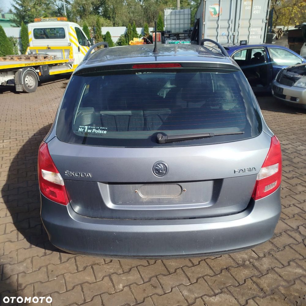 Skoda Fabia 2  na części - 9