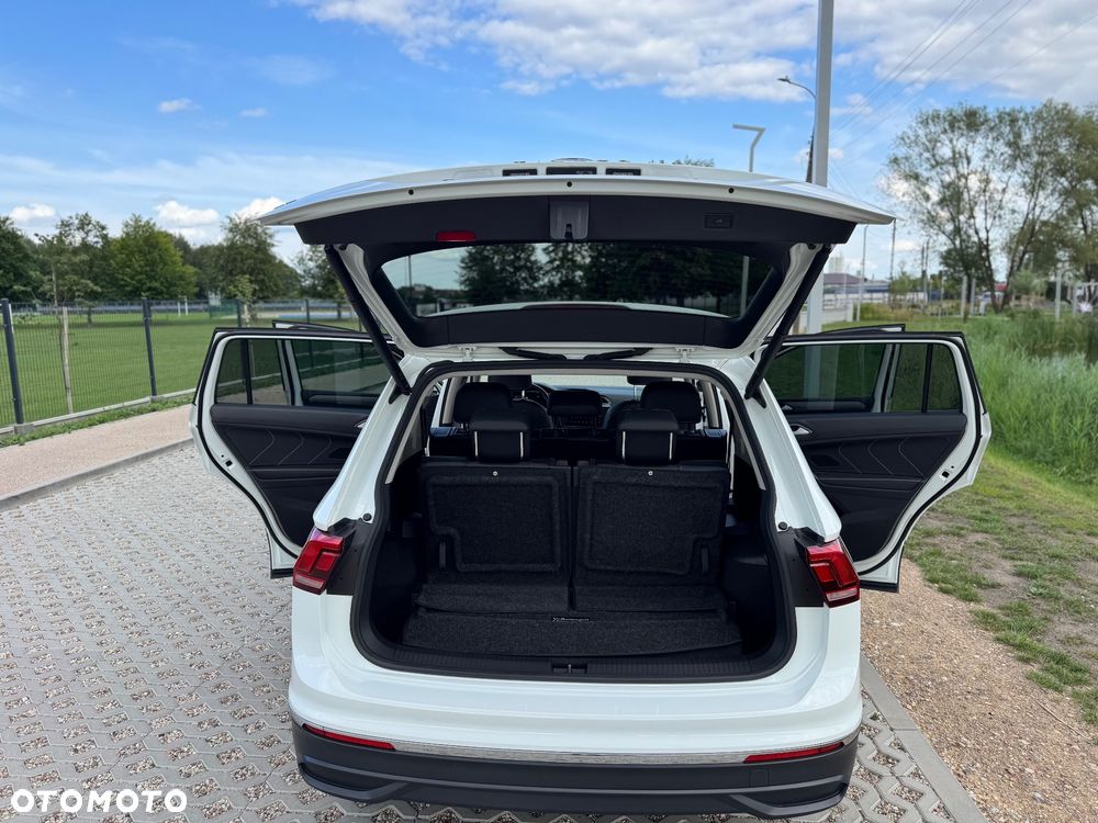 Volkswagen Tiguan Allspace - 6