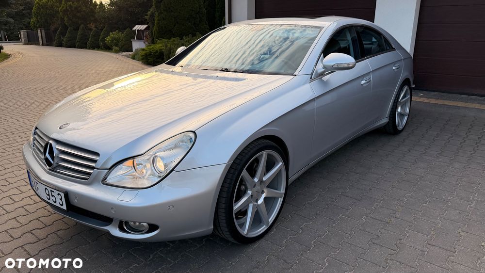 Mercedes-Benz CLS 500 - 2