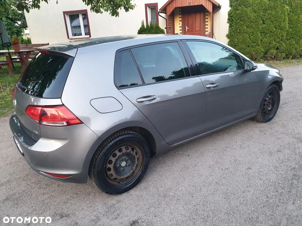 Volkswagen Golf 1.6 TDI BlueMotion Comfortline - 5