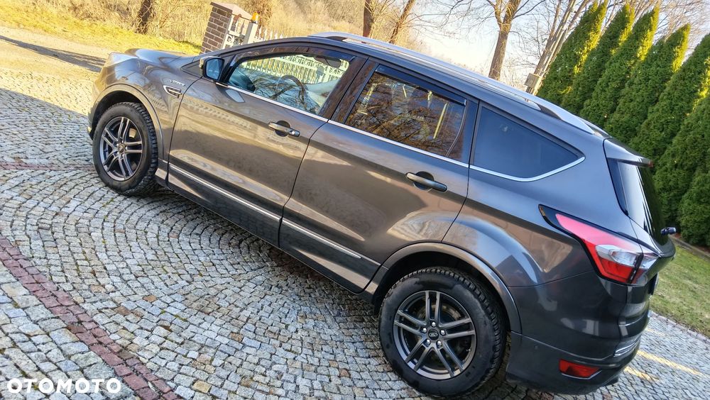 Ford Kuga 2.0 TDCi 4x4 Vignale - 2