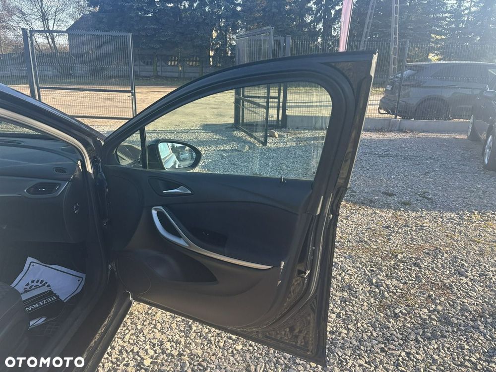 Opel Astra - 33