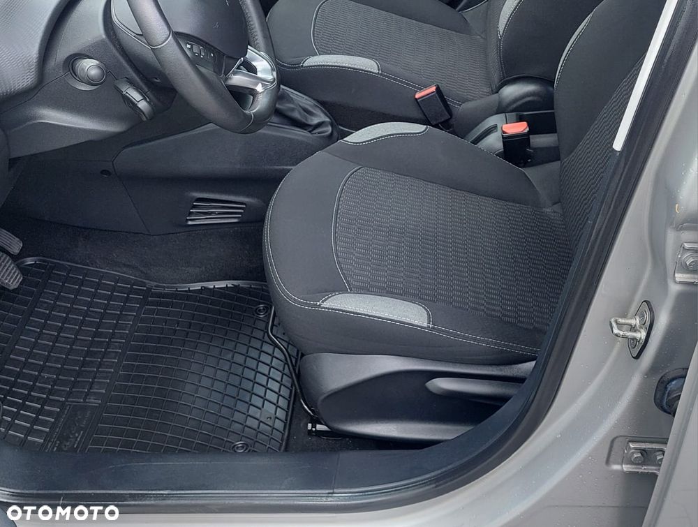 Peugeot 208 PureTech 82 Active - 10
