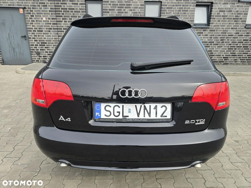 Audi A4 Avant 2.0 TDI DPF quattro - 17