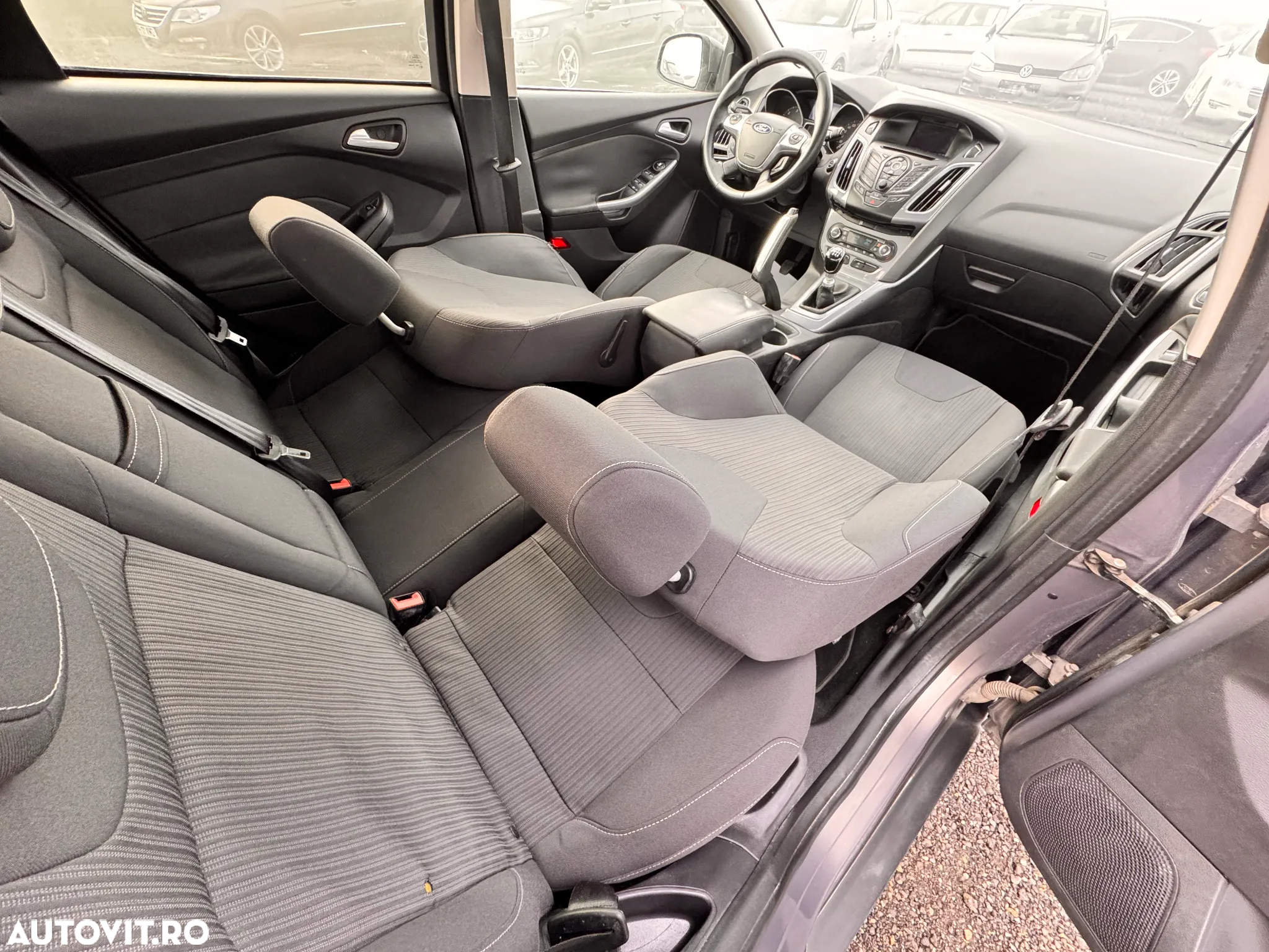 Ford Focus 1.6 TDCi DPF Titanium - 30
