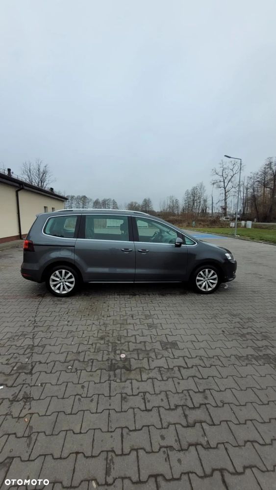 Volkswagen Sharan 2.0 TDI BMT Highline DSG - 2
