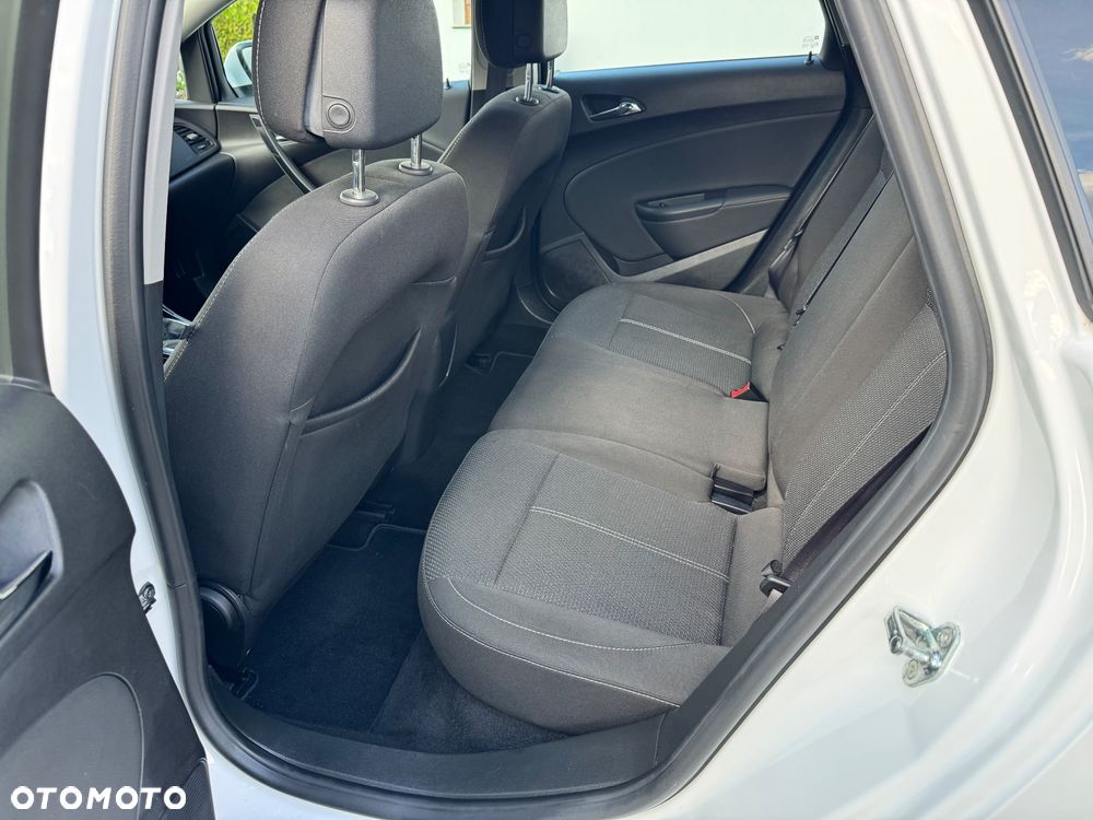 Opel Astra - 33