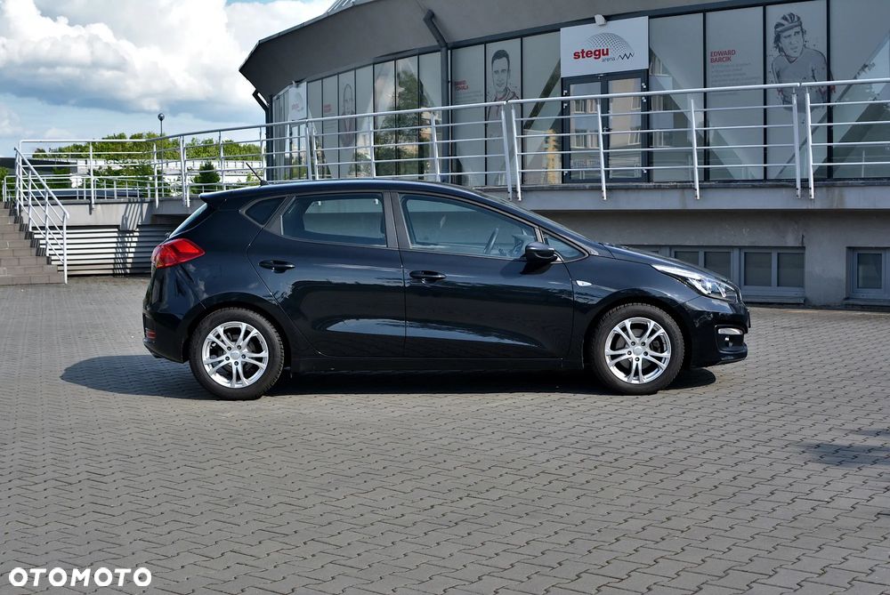 Kia Ceed 1.6 GDI Edition 7 - 3