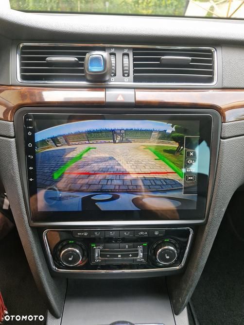 Skoda Superb 2.0 TDI Green tec 4x4 DSG Exclusive - 32