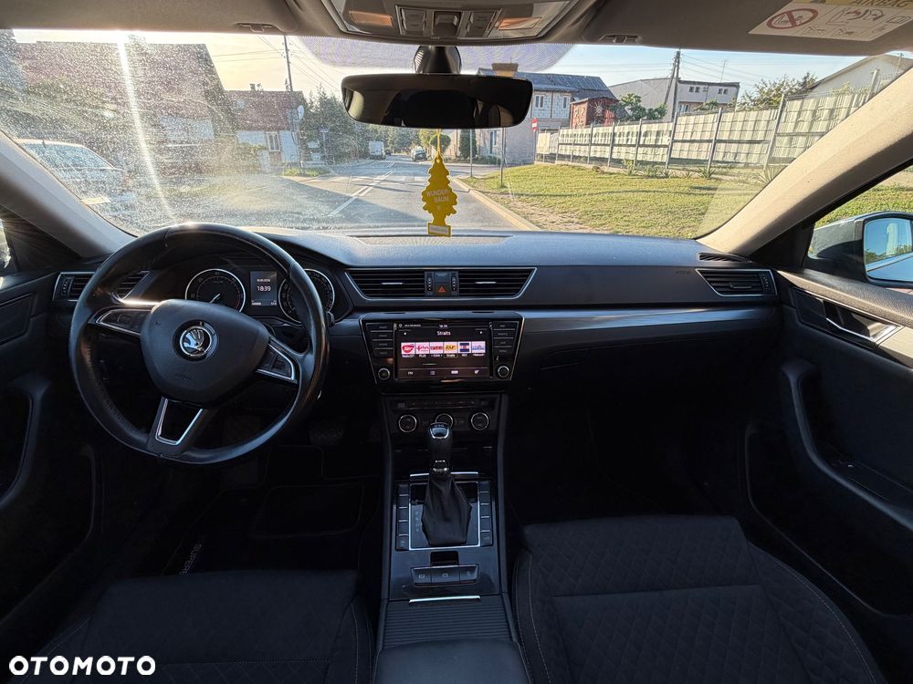 Skoda Superb 1.6 TDI DSG Style - 5