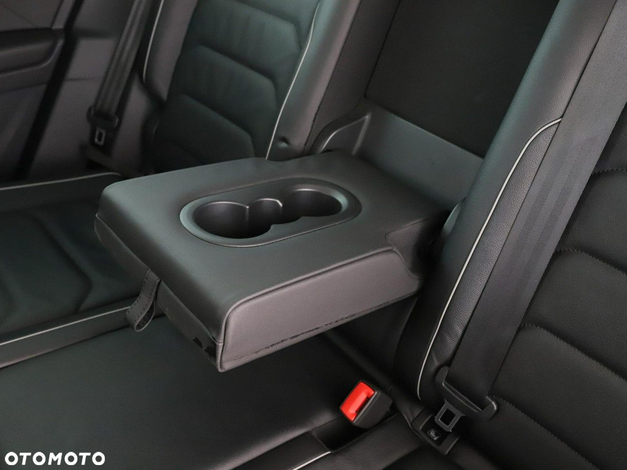 Volkswagen Tiguan 1.5 TSI ACT OPF Comfortline - 40